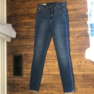 GAP Women’s True Skinny Sky High Rise Jeans NWOT